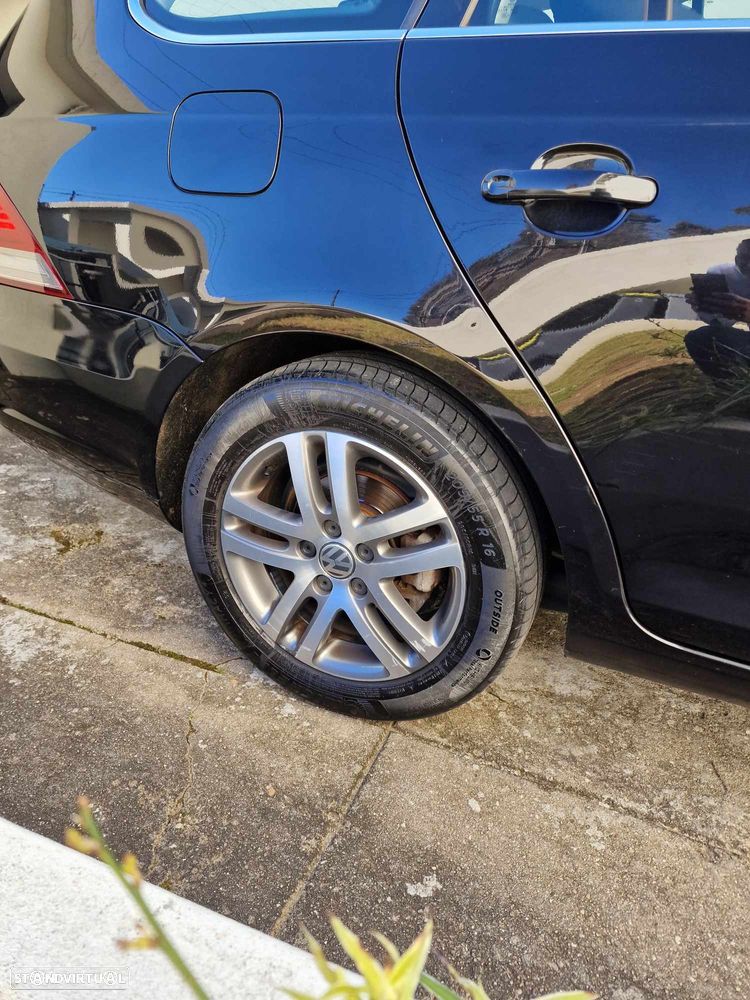 VW Golf Variant 1.6 TDi Confortline - 4