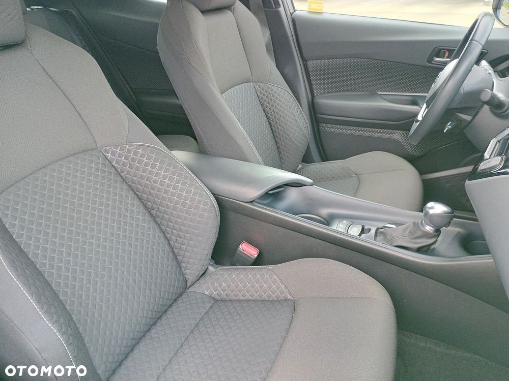 Toyota C-HR 1.8 Hybrid GPF Comfort - 12