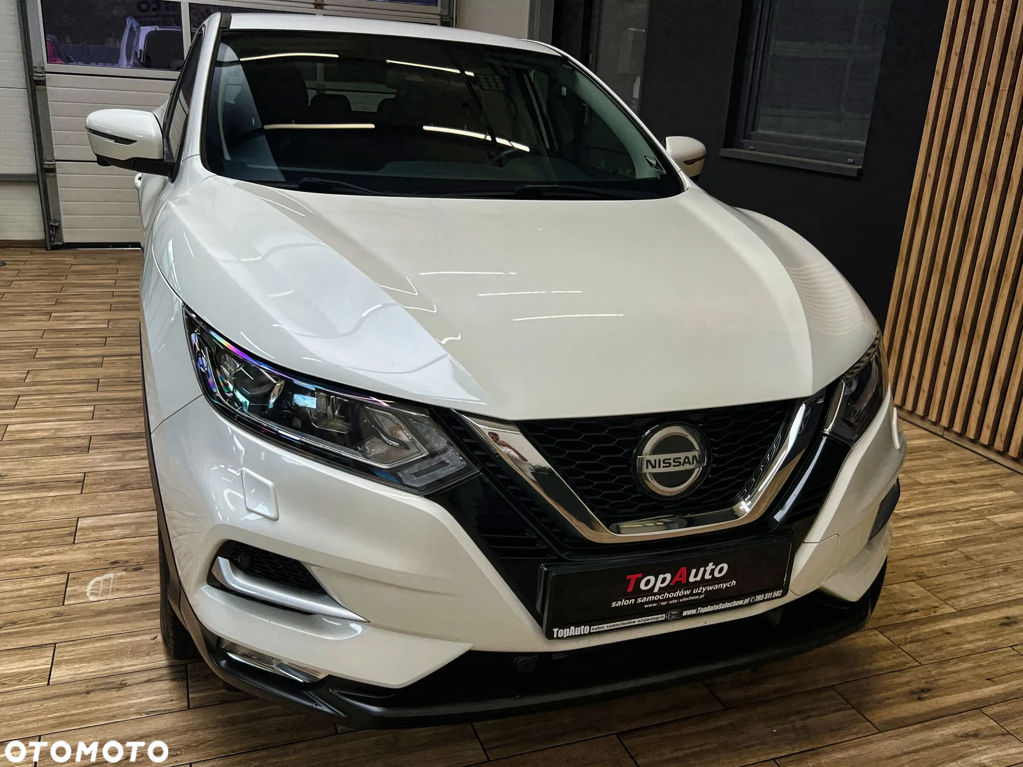 Nissan Qashqai 1.3 DIG-T N-Connecta - 4