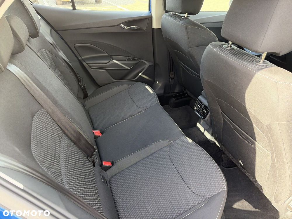 Skoda Fabia 1.0 TSI Drive DSG - 12