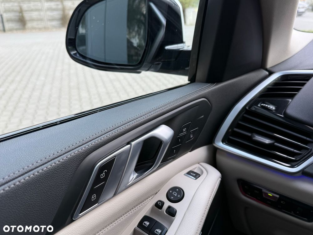 BMW X5 xDrive30d - 32