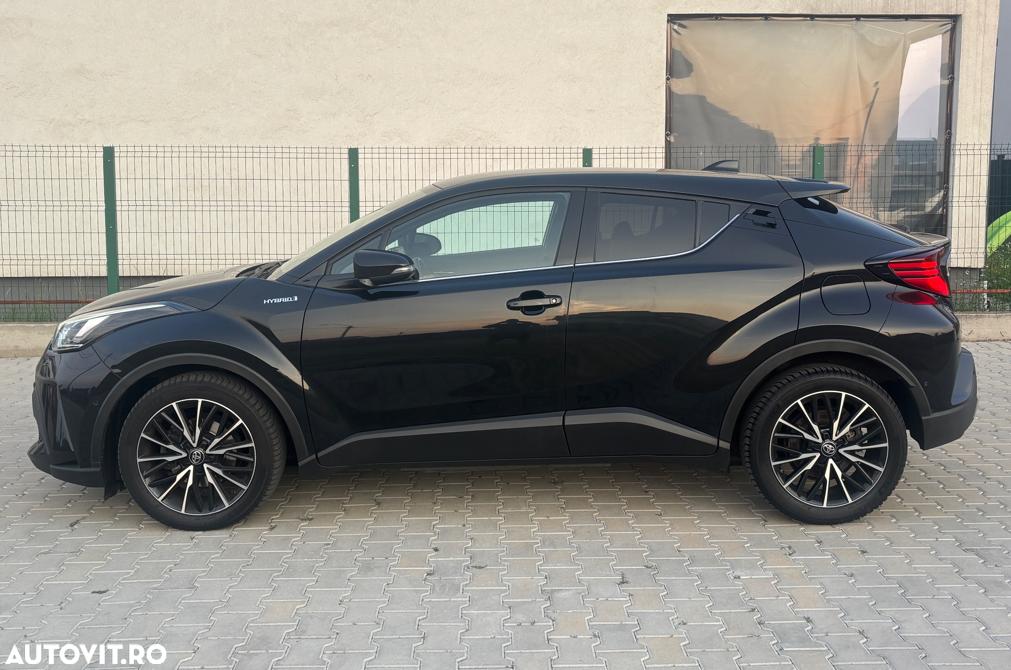 Toyota C-HR 2.0 Hybrid Lounge - 11