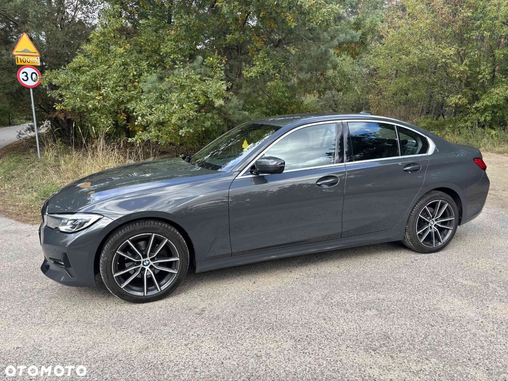BMW Seria 3 320d xDrive Sport Line - 14