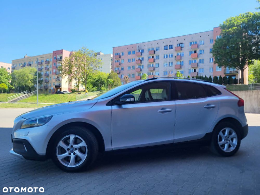 Volvo V40 Cross Country D2 Summum - 16
