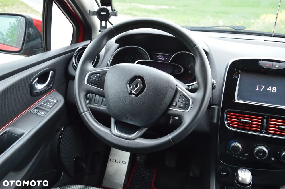 Renault Clio - 16