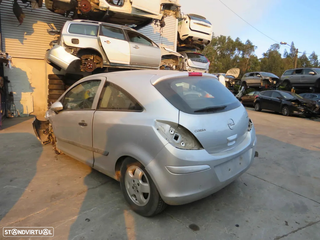 Opel Corsa D 1.3 CDTI (75Cv) de 2007 - Peças Usadas (8169) - 3