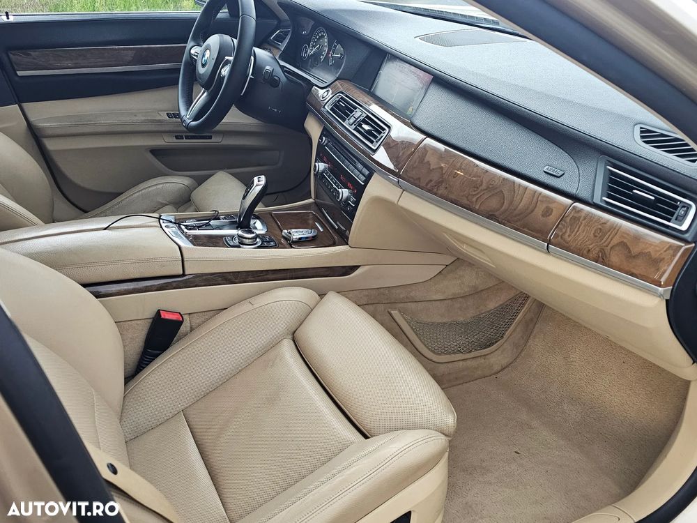 BMW Seria 7 750Ld xDrive - 9