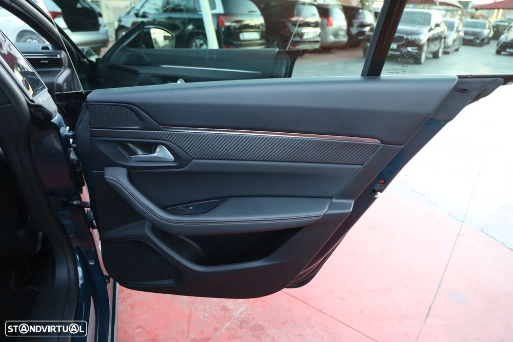 Peugeot 508 SW 1.5 BlueHDi GT EAT8 - 19
