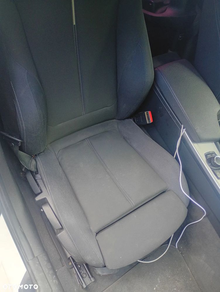 BMW Seria 3 320d - 22