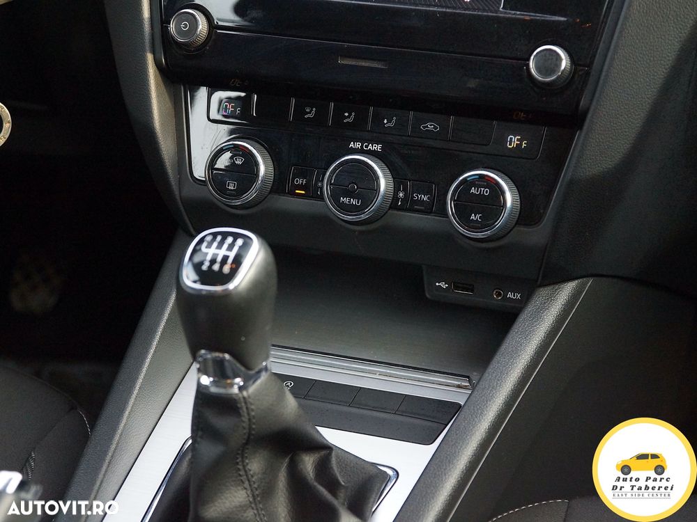 Skoda Octavia Combi 1.0 TSI Style - 34