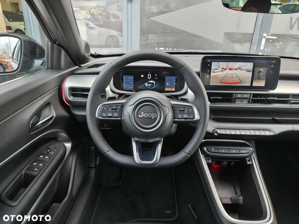 Jeep Avenger 1.2 T3 mHEV Summit FWD eDCT6 - 18