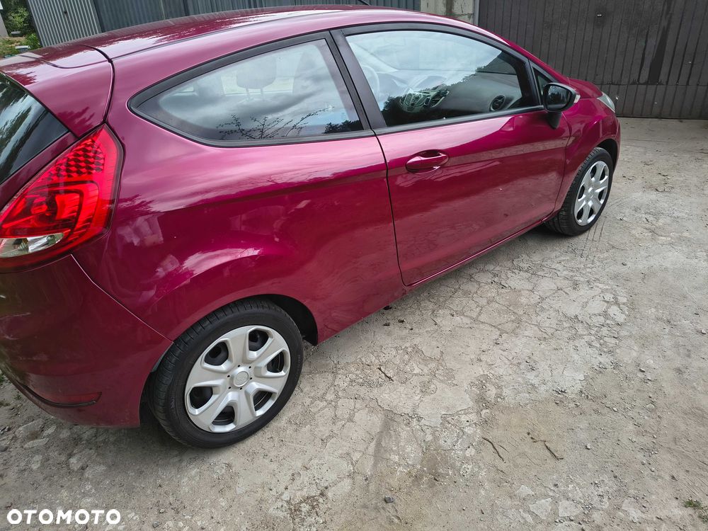 Ford Fiesta - 3