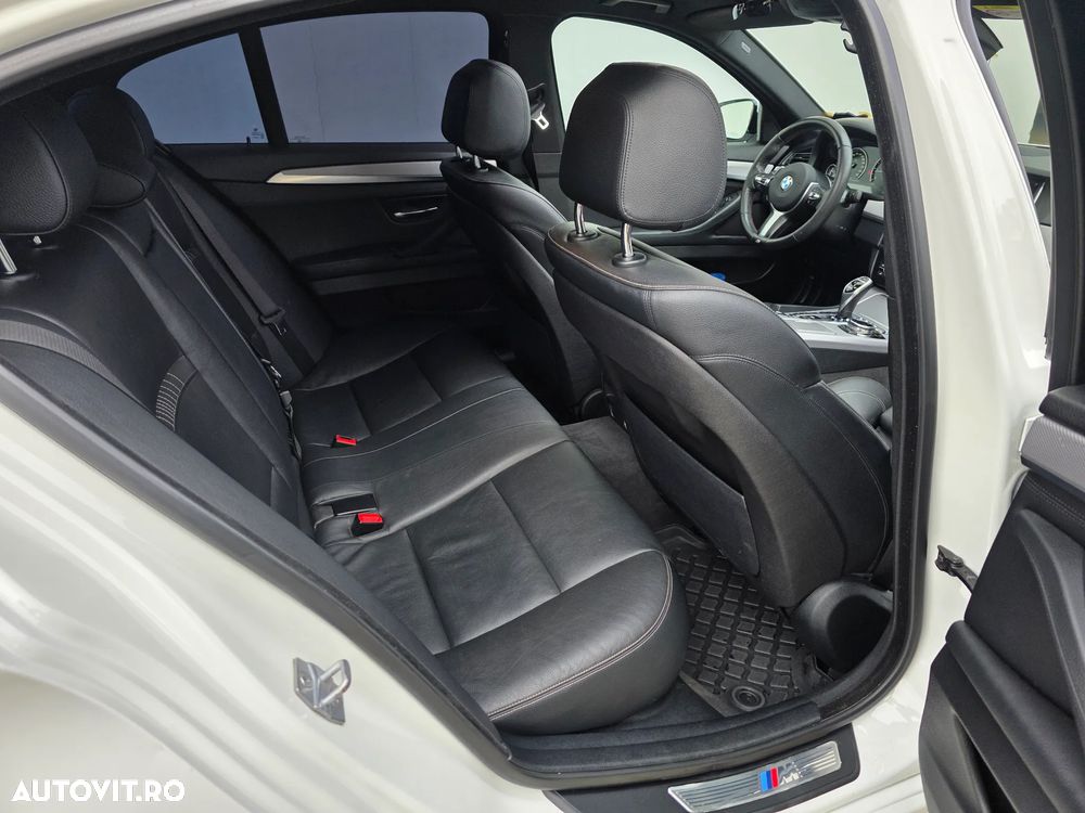 BMW Seria 5 525d xDrive AT - 15