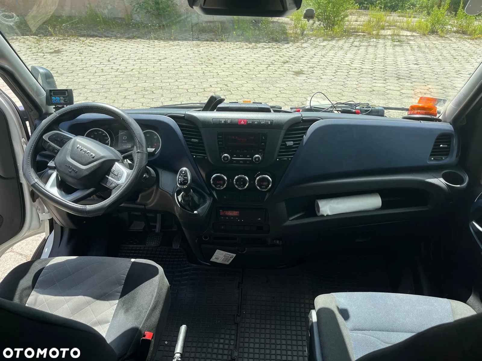 Iveco DAILY 70C18 - 9