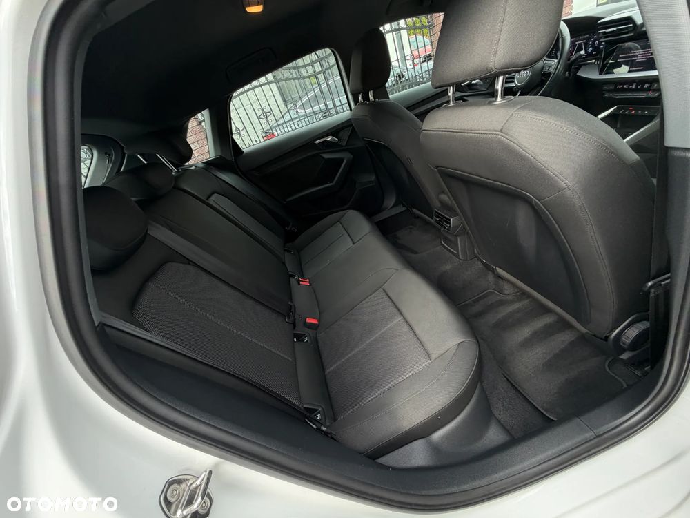 Audi A3 Sportback 35 TFSI mHEV S tronic - 33