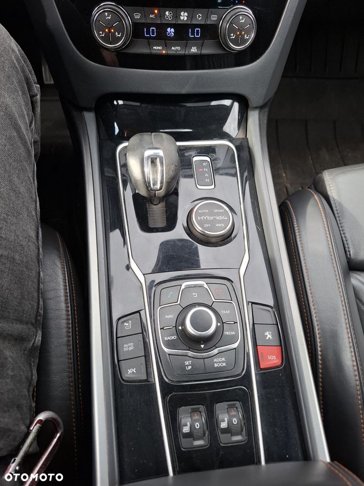 Peugeot 508 RXH Hybrid4 - 6