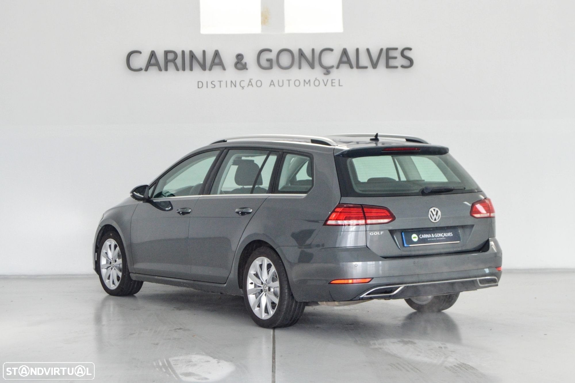 VW Golf Variant 2.0 TDi Highline DSG - 17