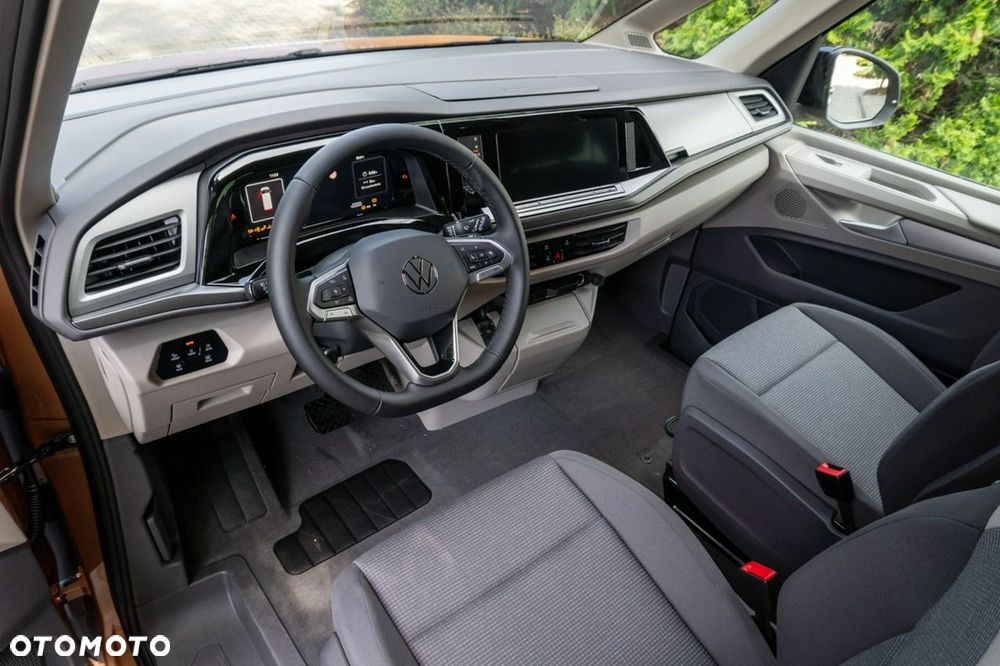 Volkswagen Multivan - 14