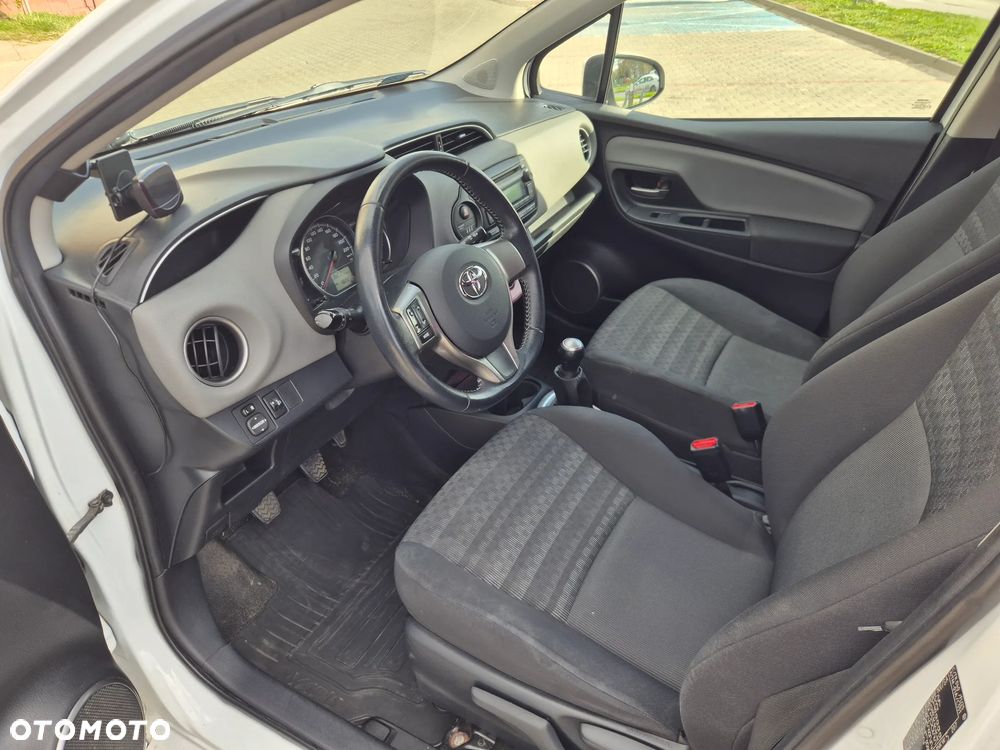 Toyota Yaris 1.0 Active - 11
