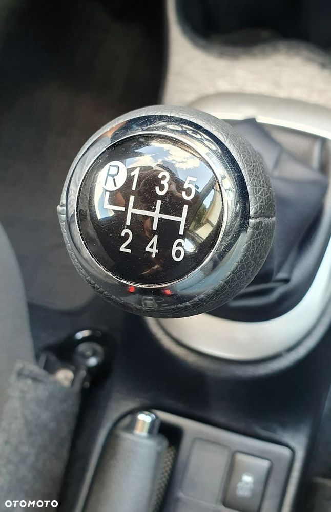 Toyota Yaris - 14
