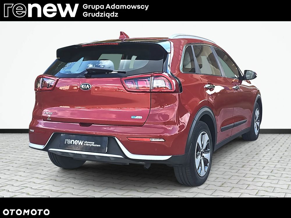 Kia Niro 1.6 GDI Hybrid L - 2