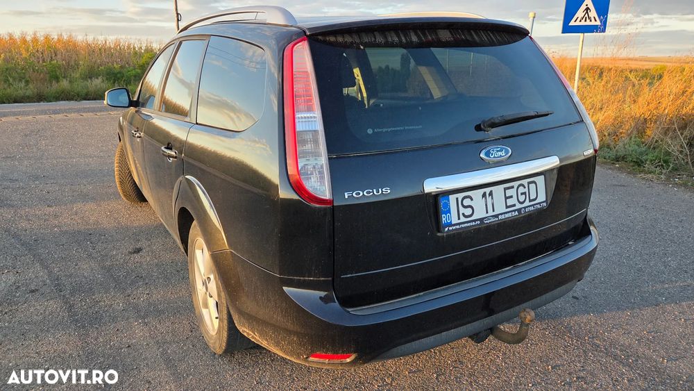 Ford Focus Turnier 2.0 TDCi DPF Titanium - 5
