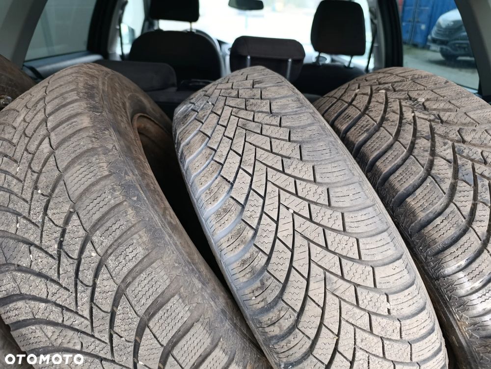 Ford Focus 1.6 16V Style - 31