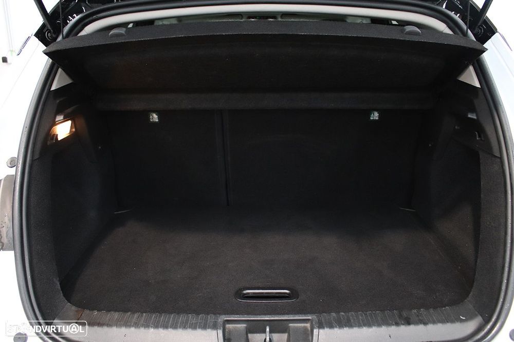 Renault Captur 1.0 TCe Techno - 24