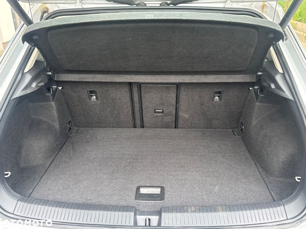 Volkswagen T-Roc 1.5 TSI OPF ACTIVE - 8
