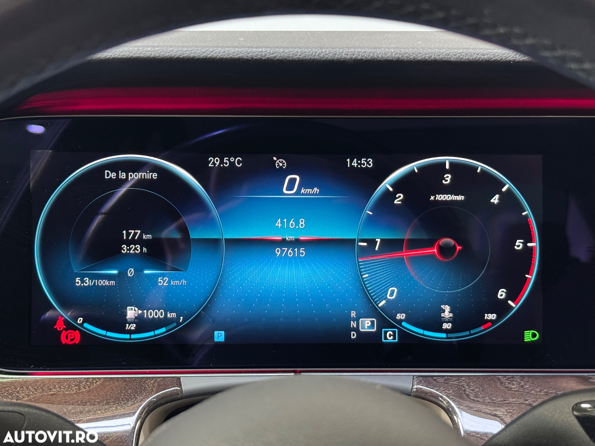 Mercedes-Benz E 220 d 4MATIC Aut. - 30