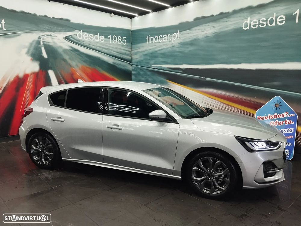 Ford Focus 1.0 EcoBoost MHEV ST-Line - 4