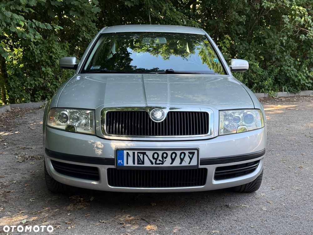 Skoda Superb 1.8 Turbo Comfort - 5