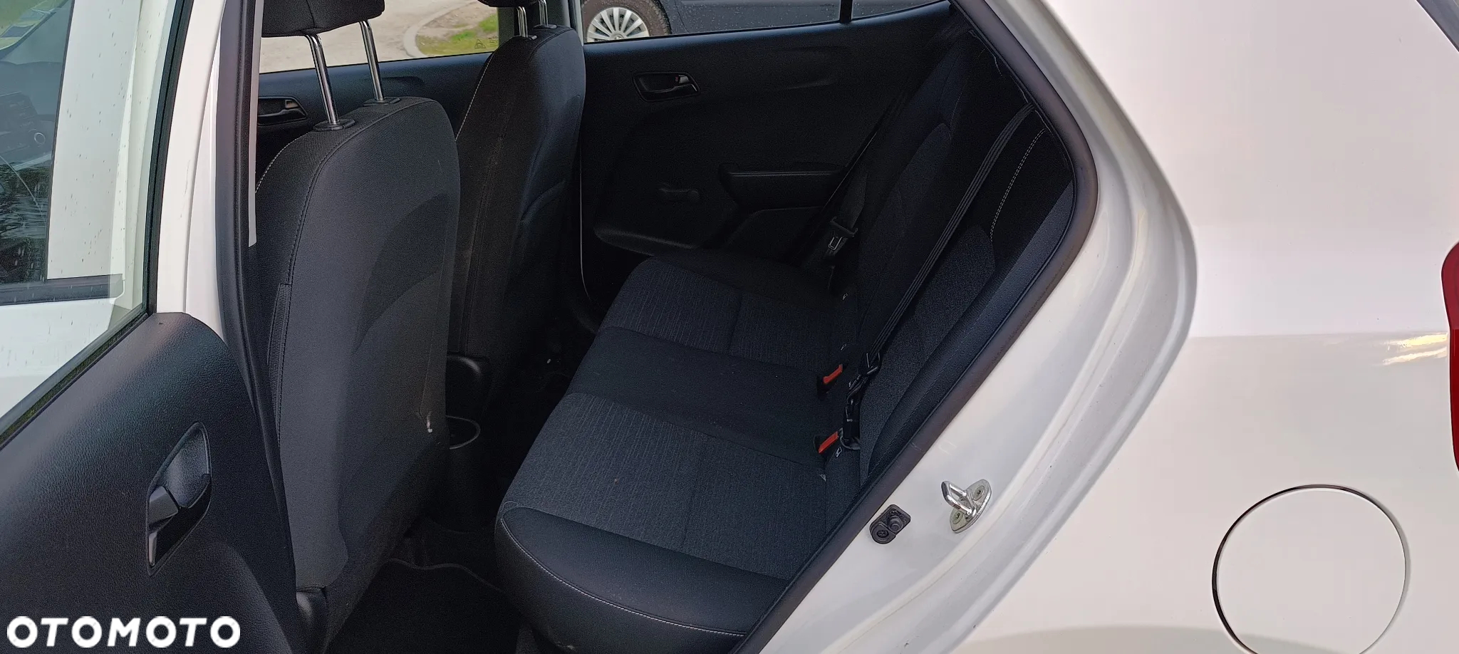 Kia Picanto 1.0 M - 8