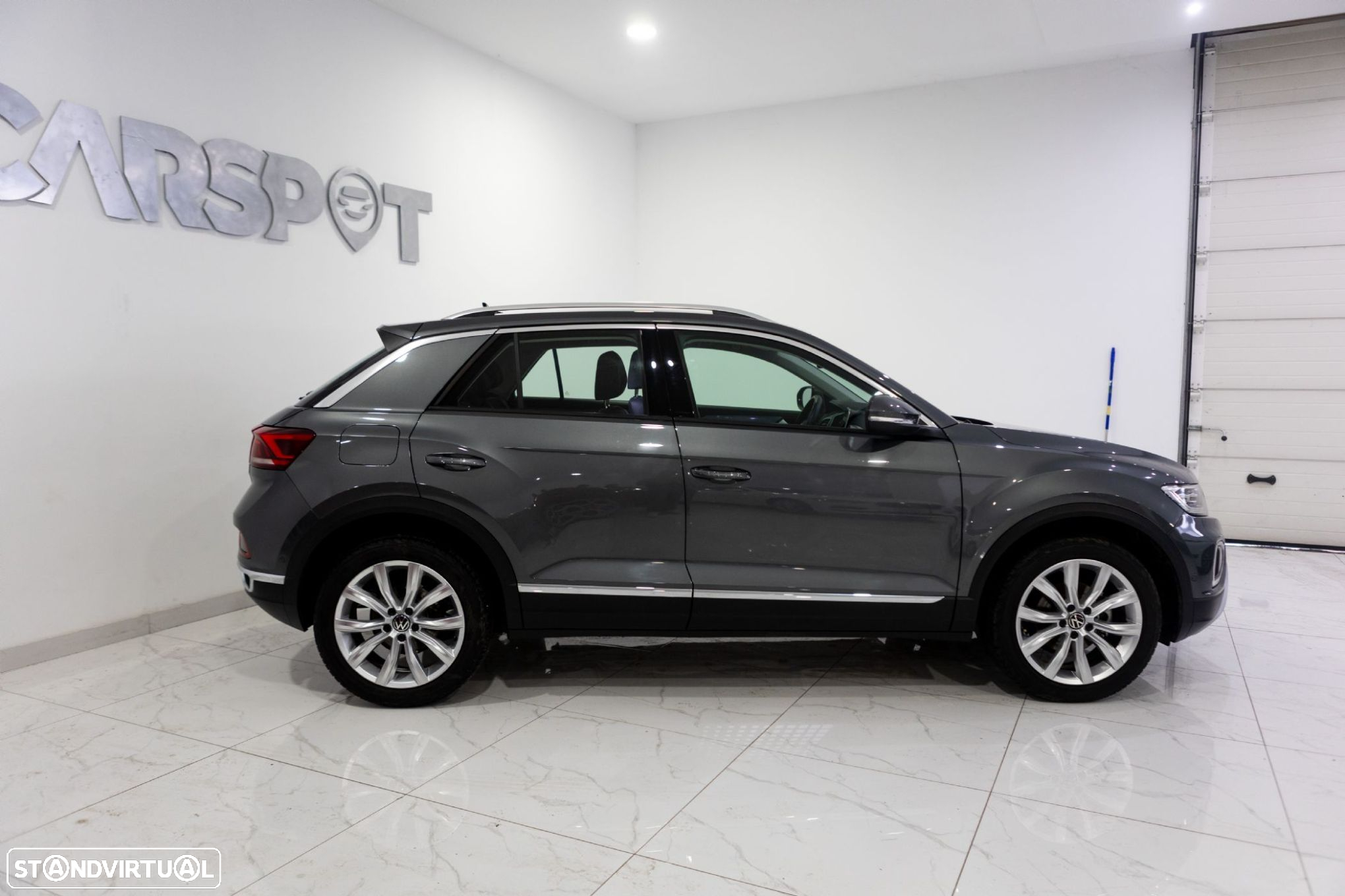 VW T-Roc 1.5 TSI Life DSG - 8