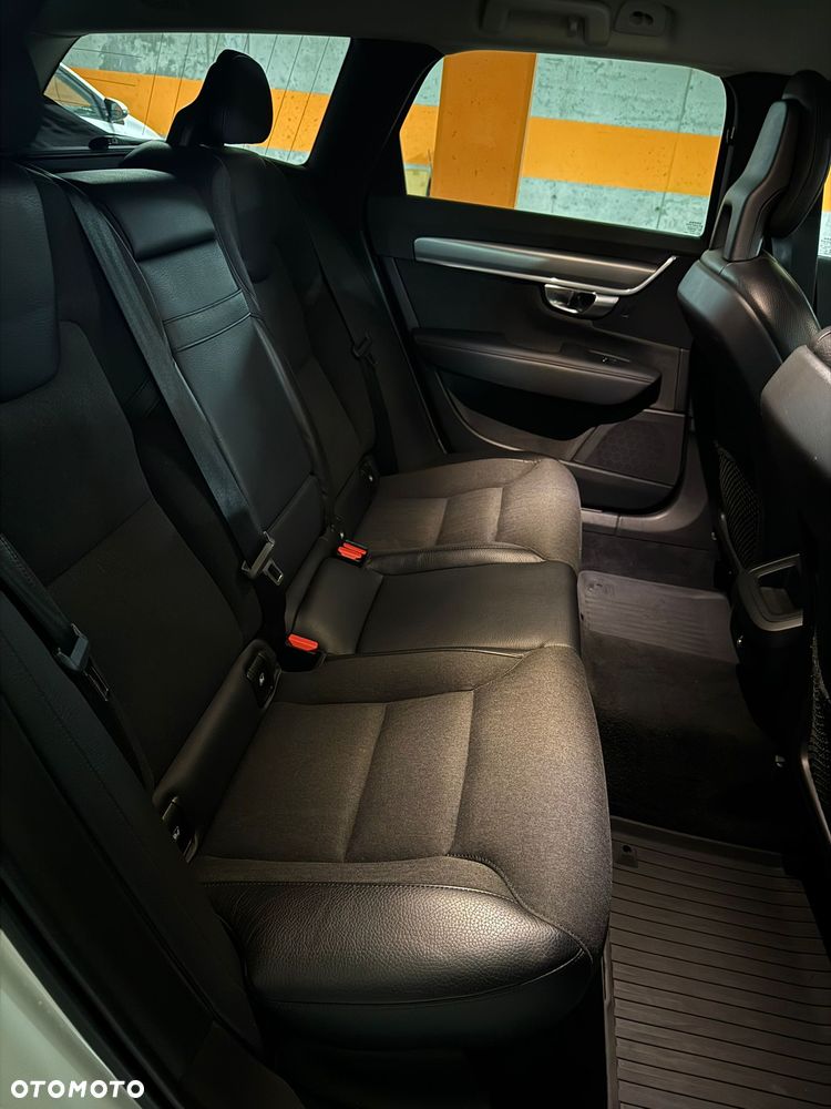 Volvo V90 ver-d3-geartronic-momentum - 23
