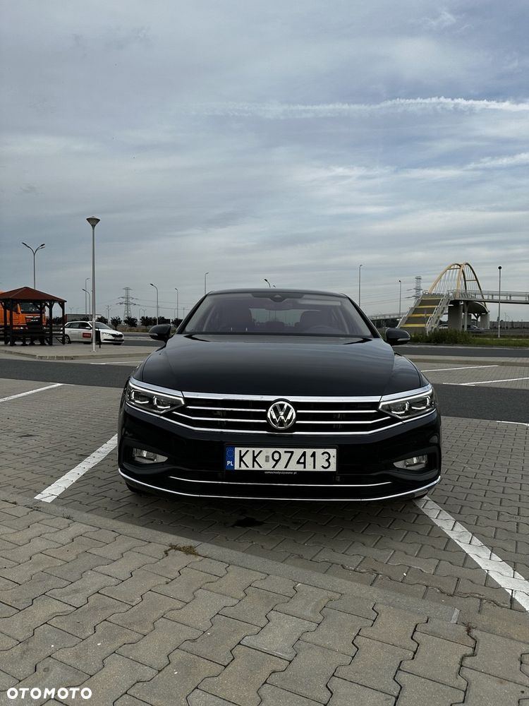 Volkswagen Passat - 3