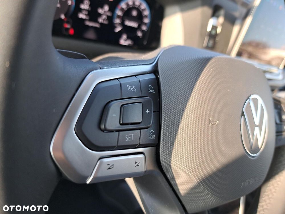 Volkswagen Crafter 35 furgon 177km Automat 3640 - 12