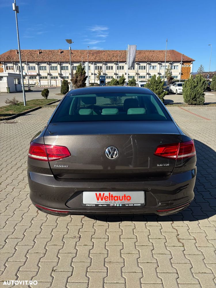 Volkswagen Passat - 5