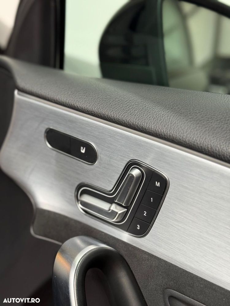 Mercedes-Benz A 180 7G-DCT AMG Line - 9