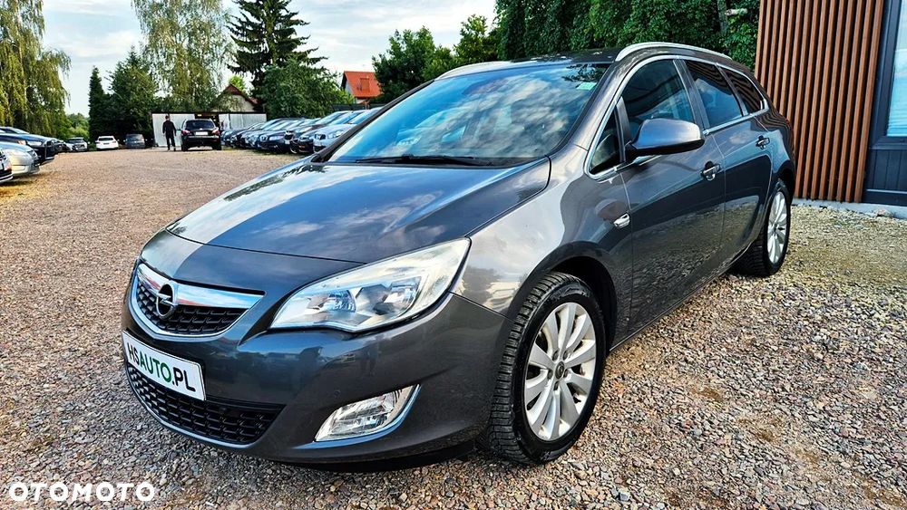 Opel Astra 1.6 T Cosmo - 1