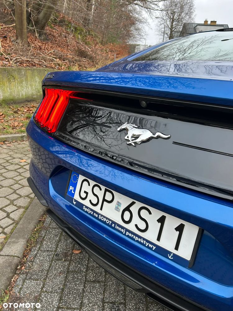 Ford Mustang - 9