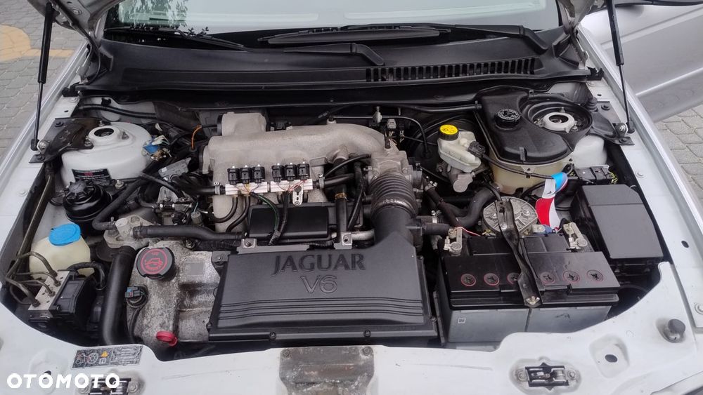 Jaguar X-Type 2.5 Executive - 13