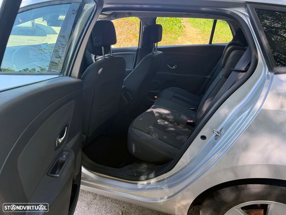 Renault Mégane Sport Tourer 1.5 dCi Confort - 12