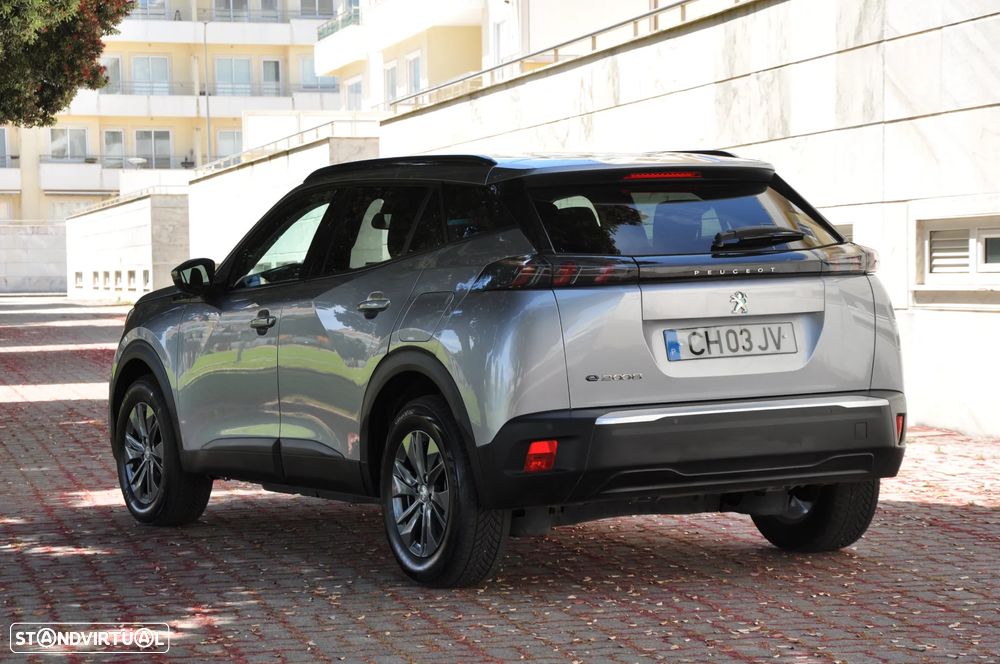 Peugeot e-2008 Style - 9