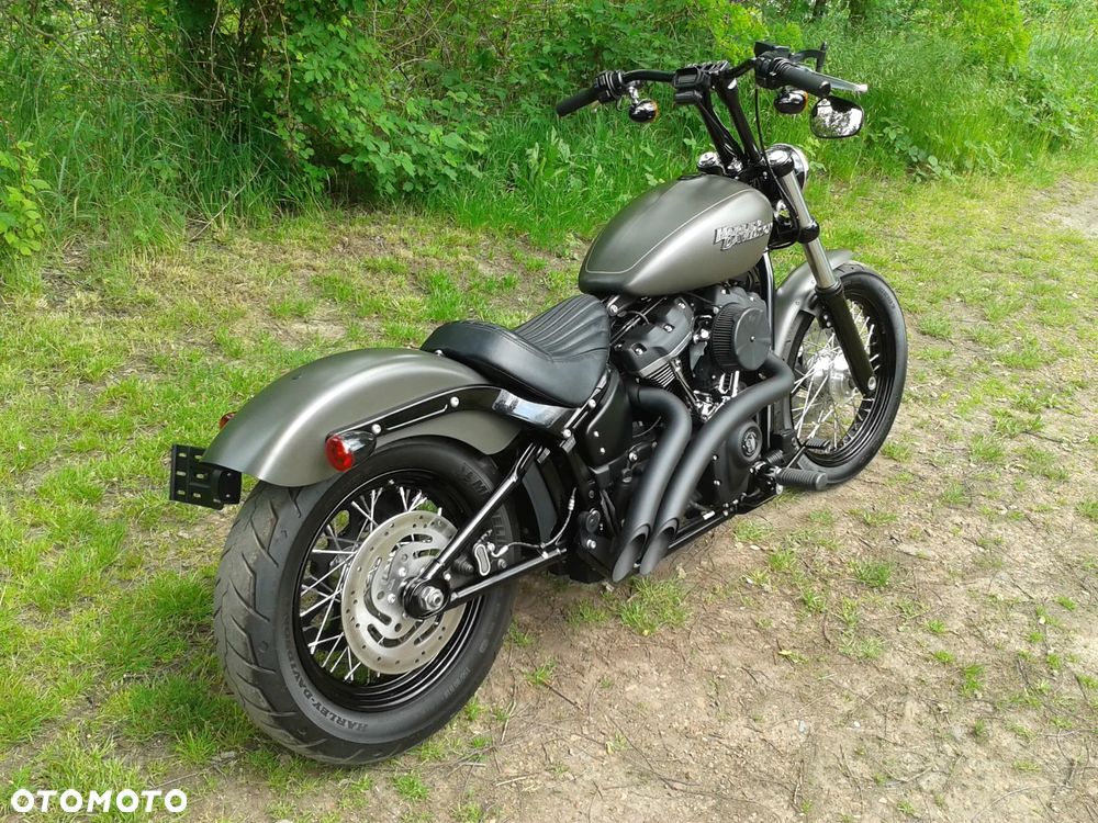 Harley-Davidson Softail Street Bob - 4