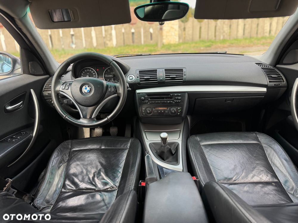 BMW Seria 1 120d DPF - 26