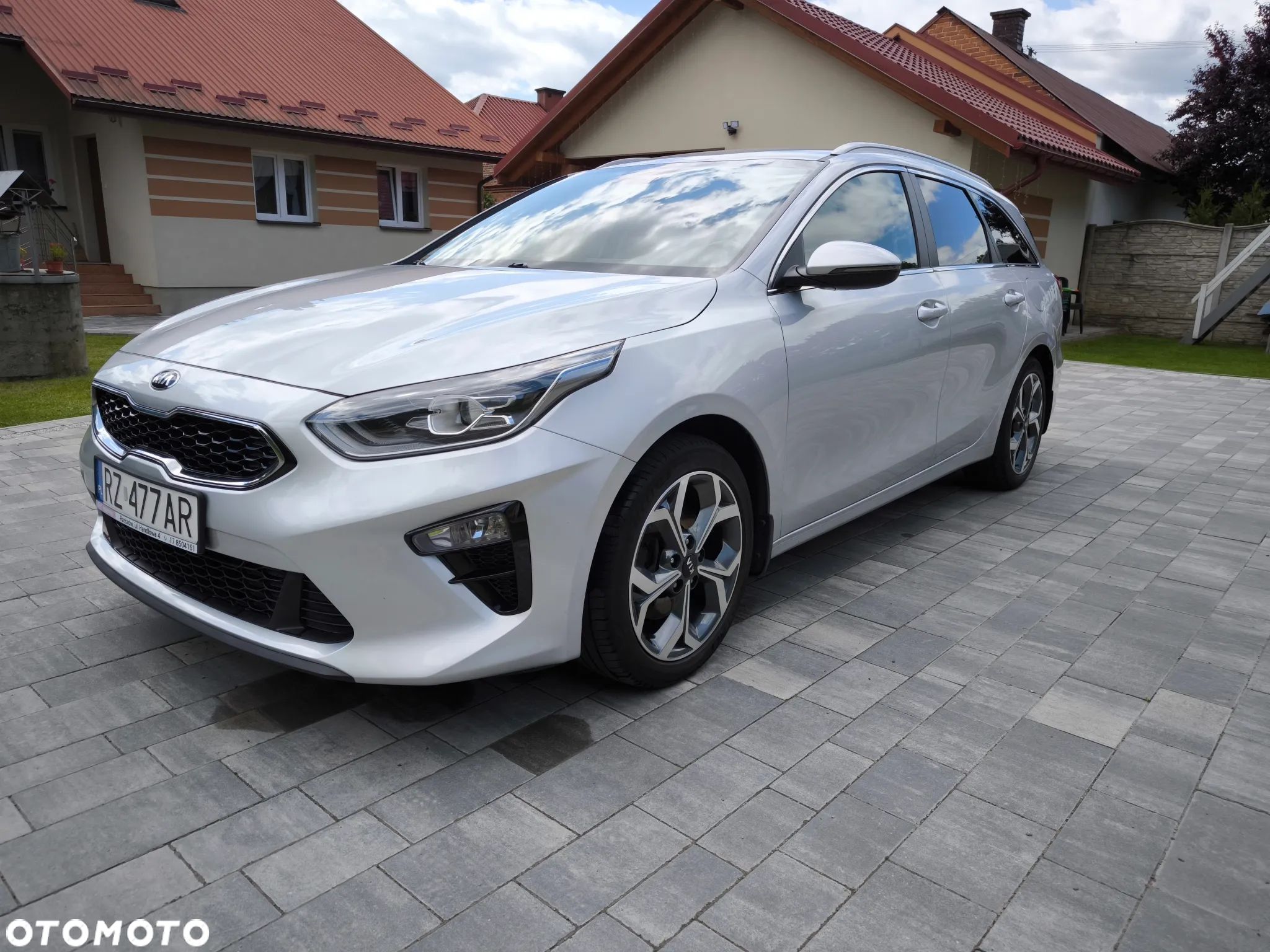 Kia Ceed 1.5 T-GDI Business Line Plus - 1