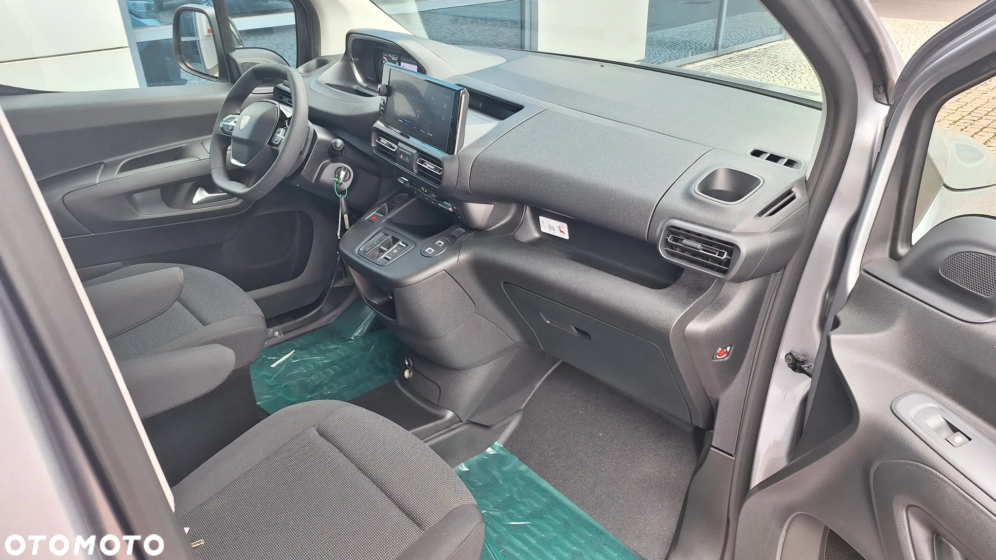 Peugeot Partner Furgon 5-miejscowy BlueHDi 130 KM S&S EAT8 Wiele możliwości - 7
