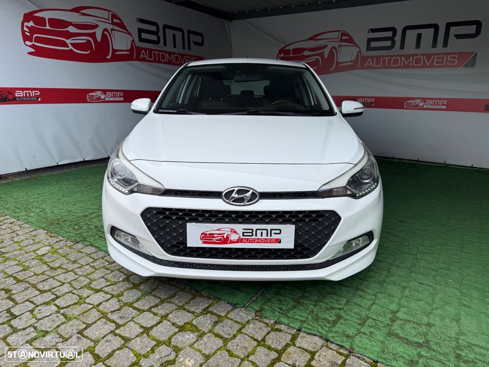 Hyundai i20 1.2 Blue LED - 2
