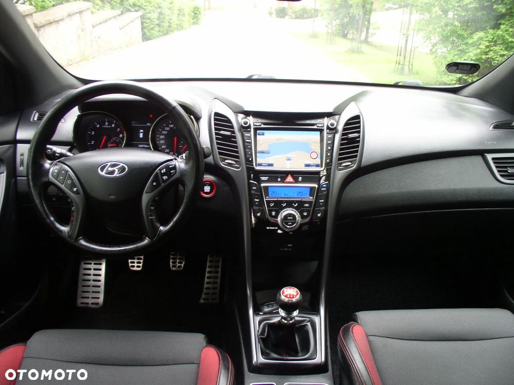 Hyundai i30 1.6 GDI Turbo Luxury - 9